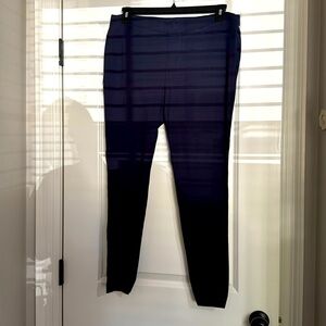 XL HUE navy blue, thick leggings.